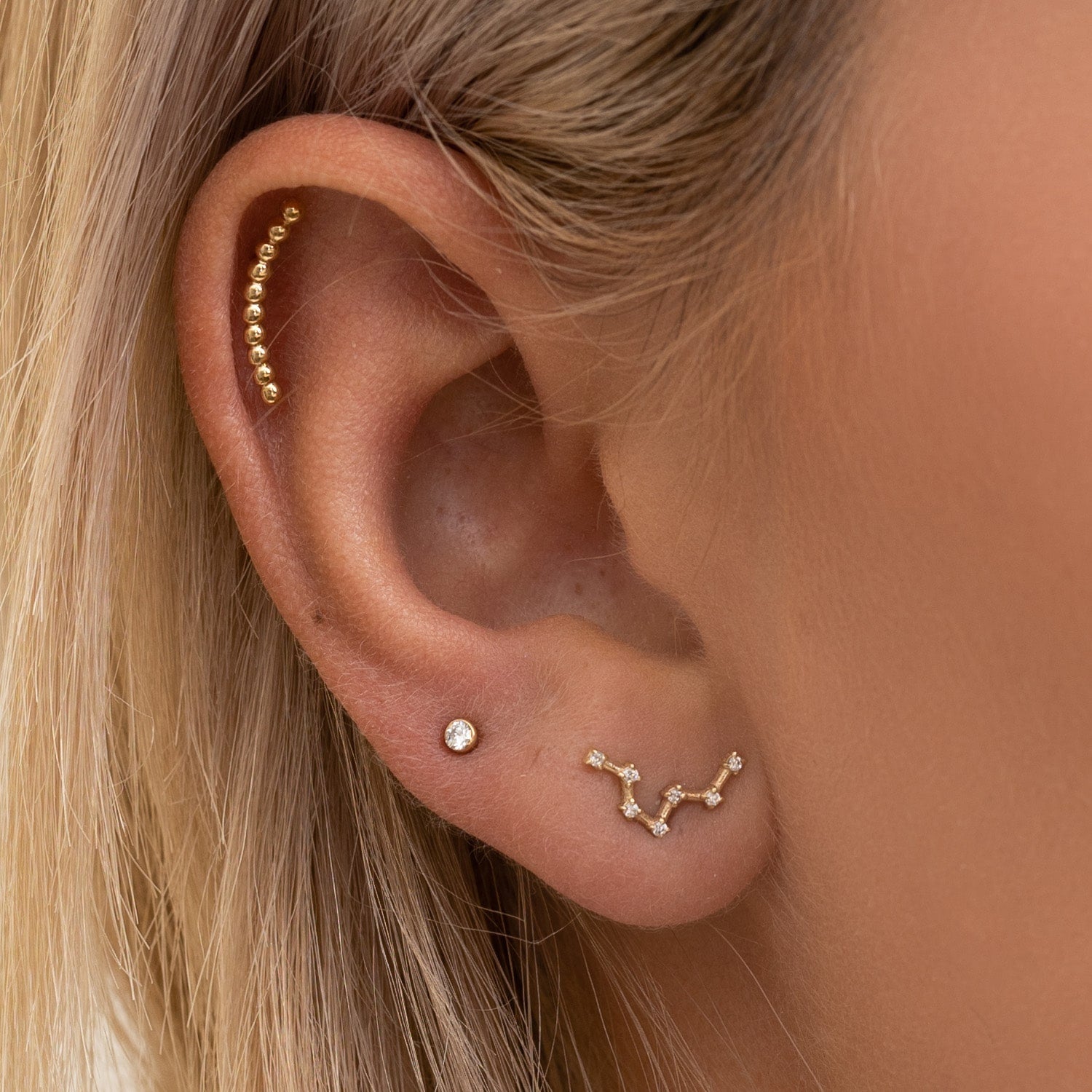 2.5mm Diamond Low-Set 14k Gold Cartilage Earring